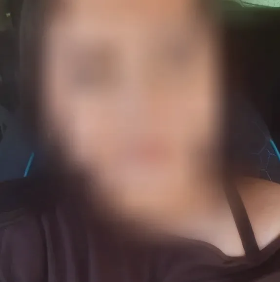 Alena, 18