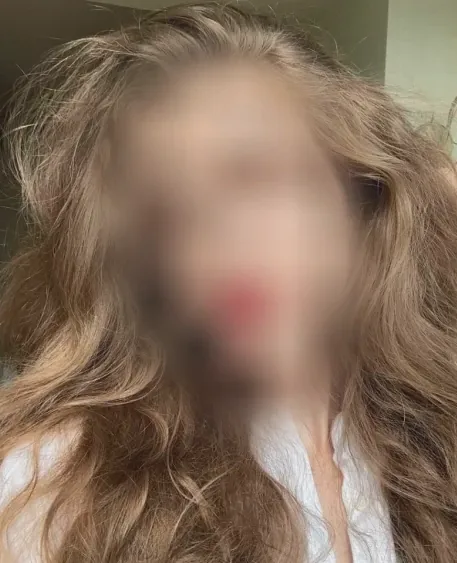 Elisa, 20
