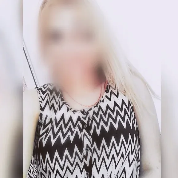 Kim, 29