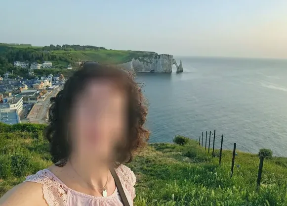 Merve, 40