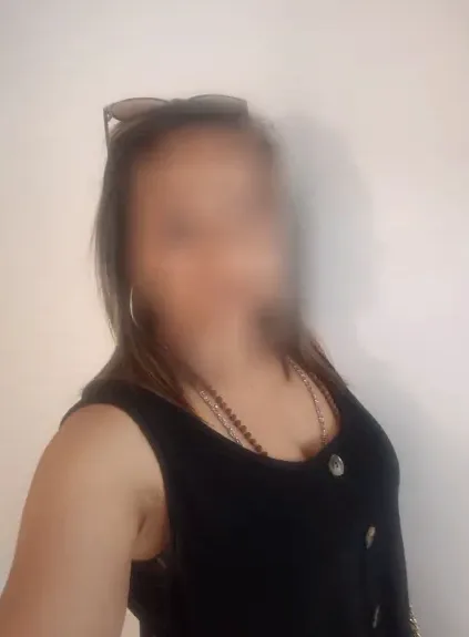 Nora, 38