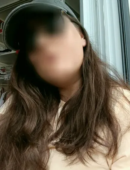 Sandra, 32