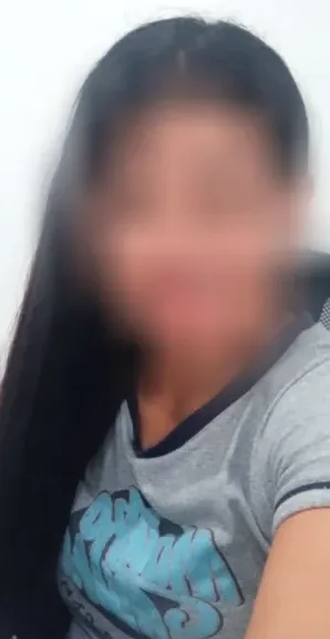 Sina, 39