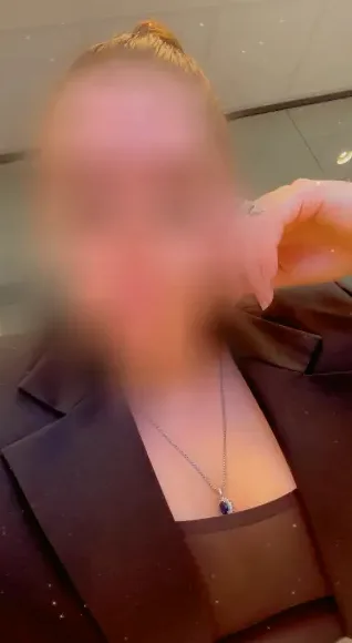 Verena, 32