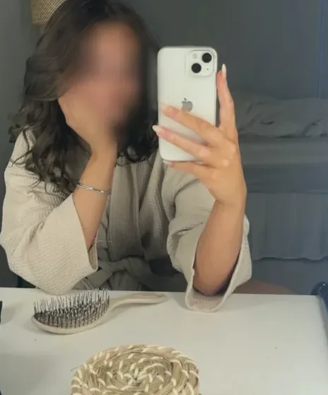 Viktoria, 20
